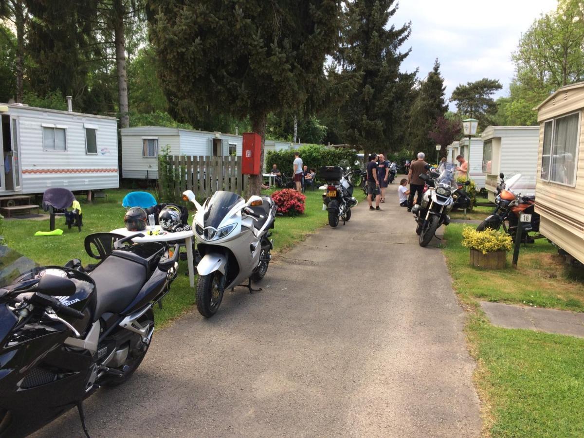 Ferienpark Eifellux Korperich Kültér fotó